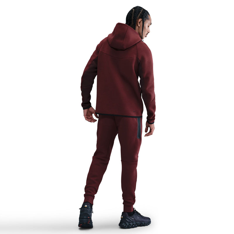 Nike Tech