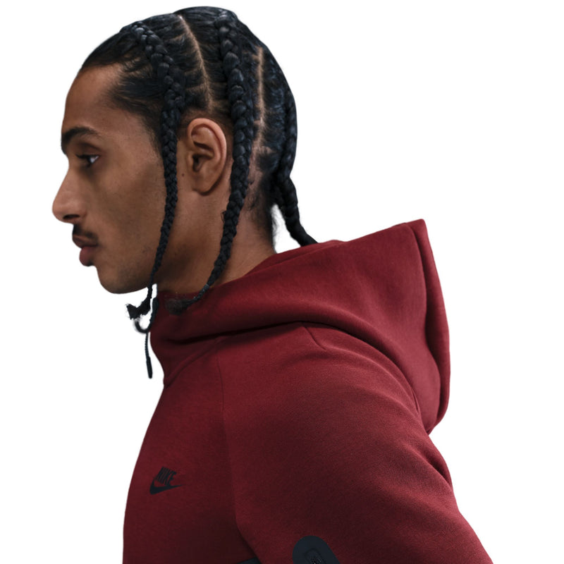 Nike Tech
