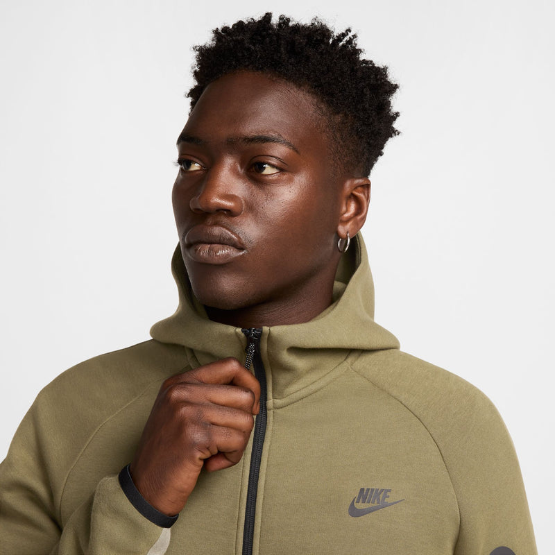 Nike Tech