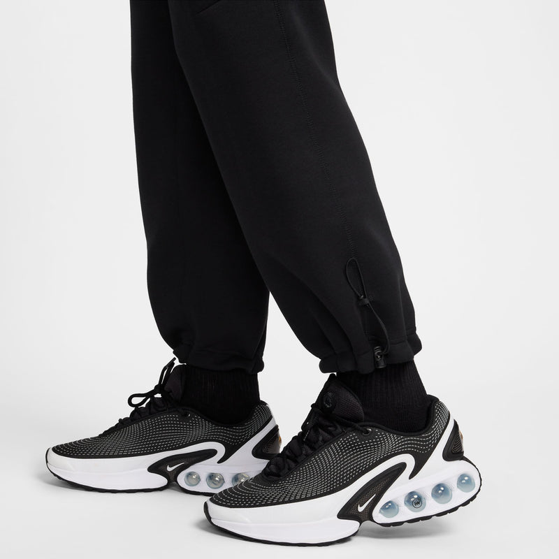 Nike Tech