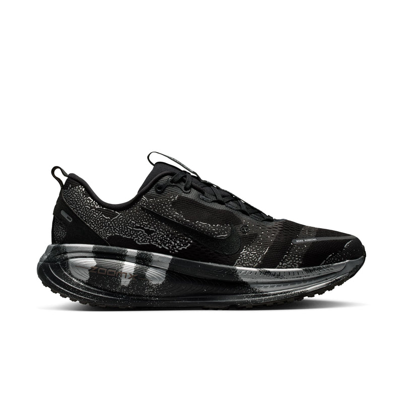 Nike Vomero 18 Color: IRON GREY/BLACK-LT SMOKE GREY Style: IQ3925-001