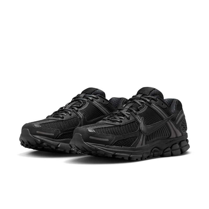 Nike Vomero 5