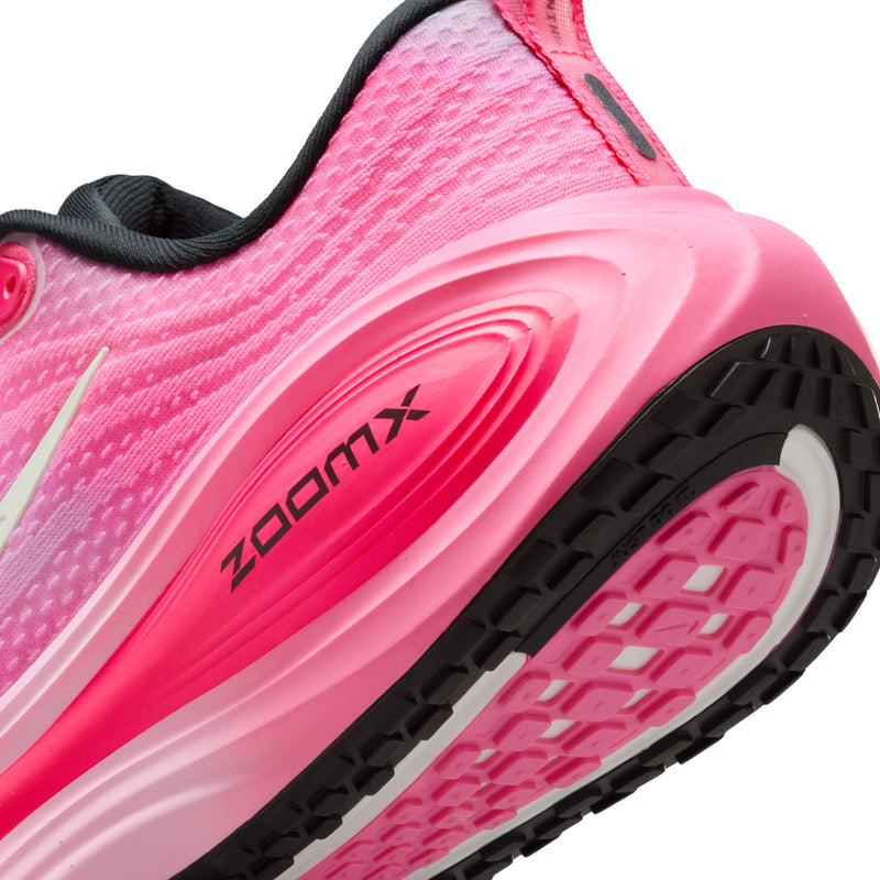 Nike Vomero Plus Color: PEARL PINK/SUMMIT WHITE-PINK GLOW Style: IR8317-664