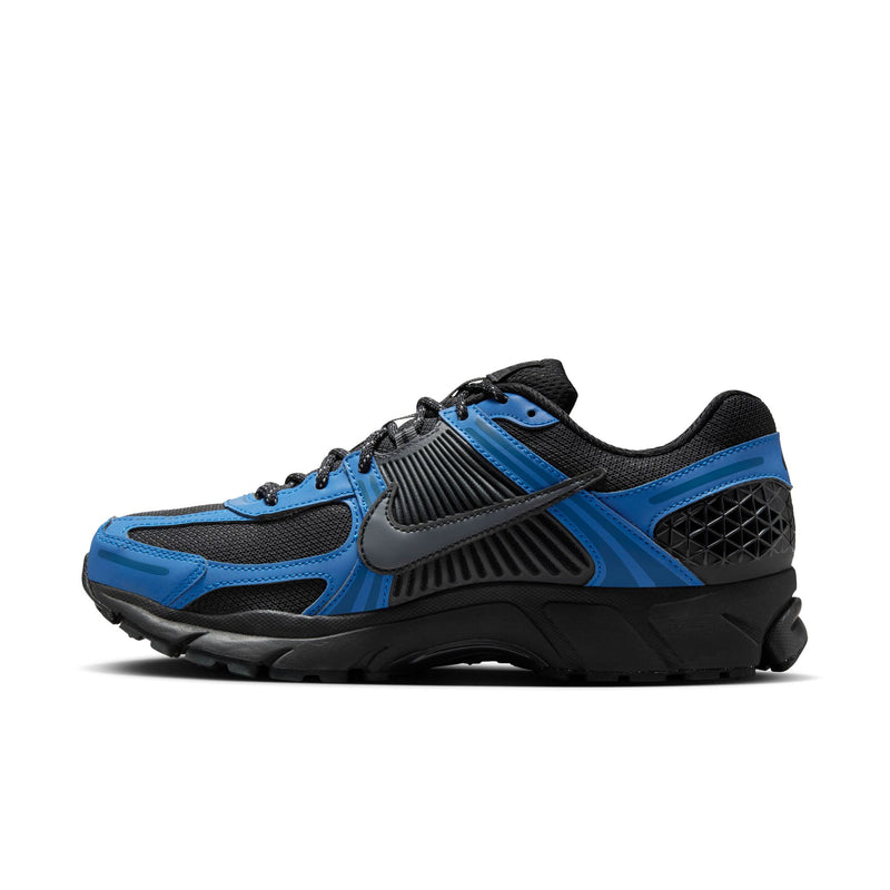 Nike Zoom Vomero 5 SE