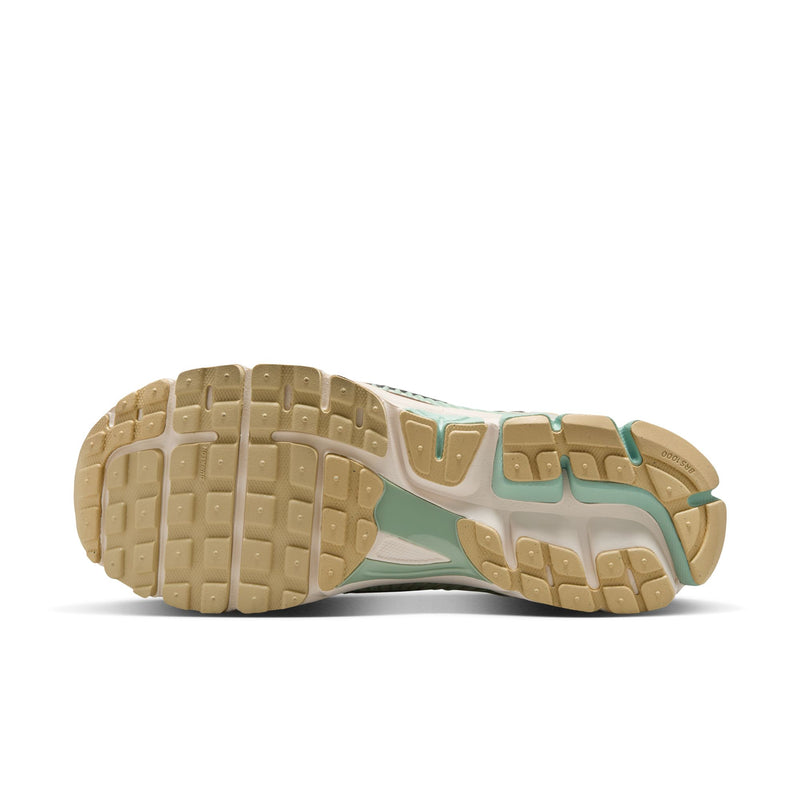 Nike Zoom Vomero 5 SE