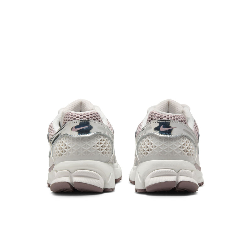 Nike Zoom Vomero 5 (W)