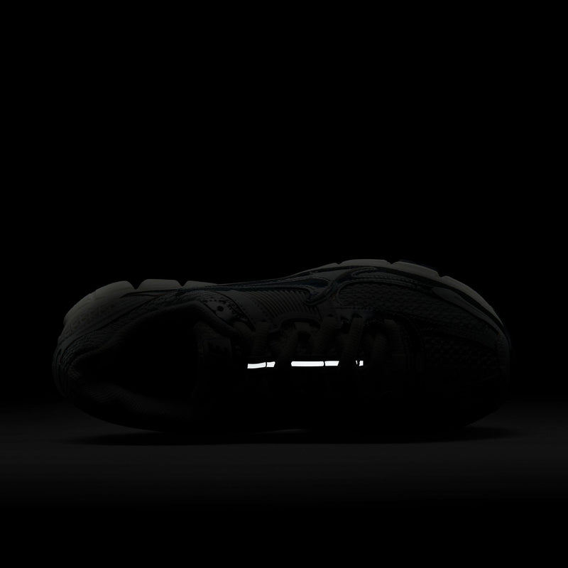 Nike Zoom Vomero 5 (W)