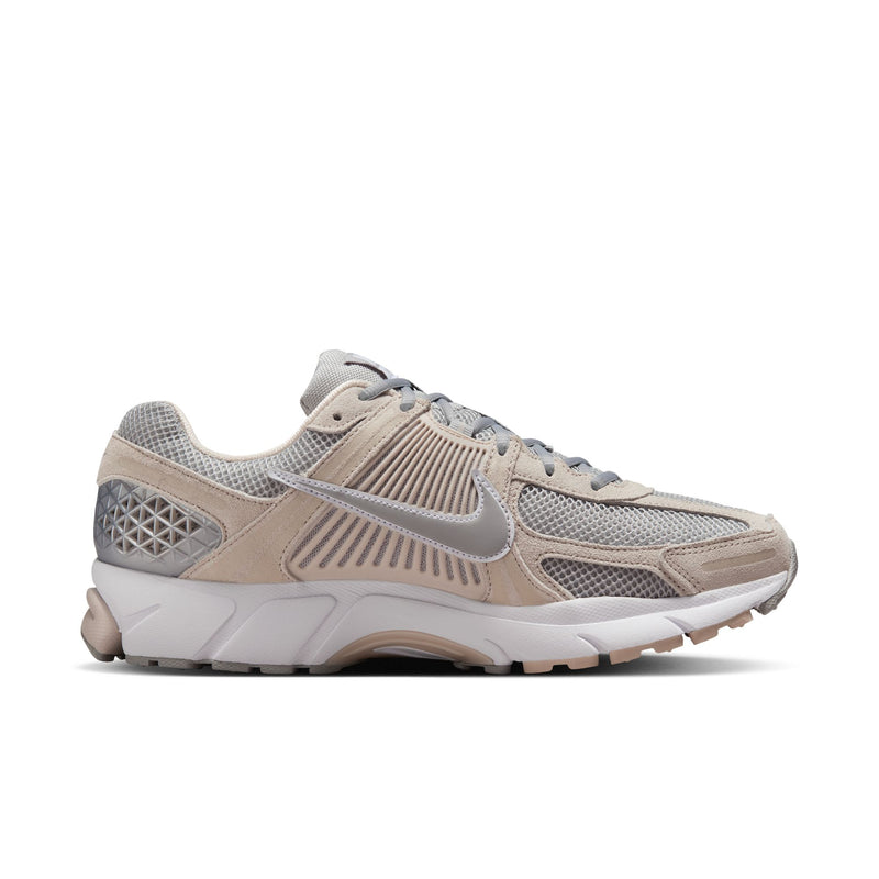 Nike Zoom Vomero 5