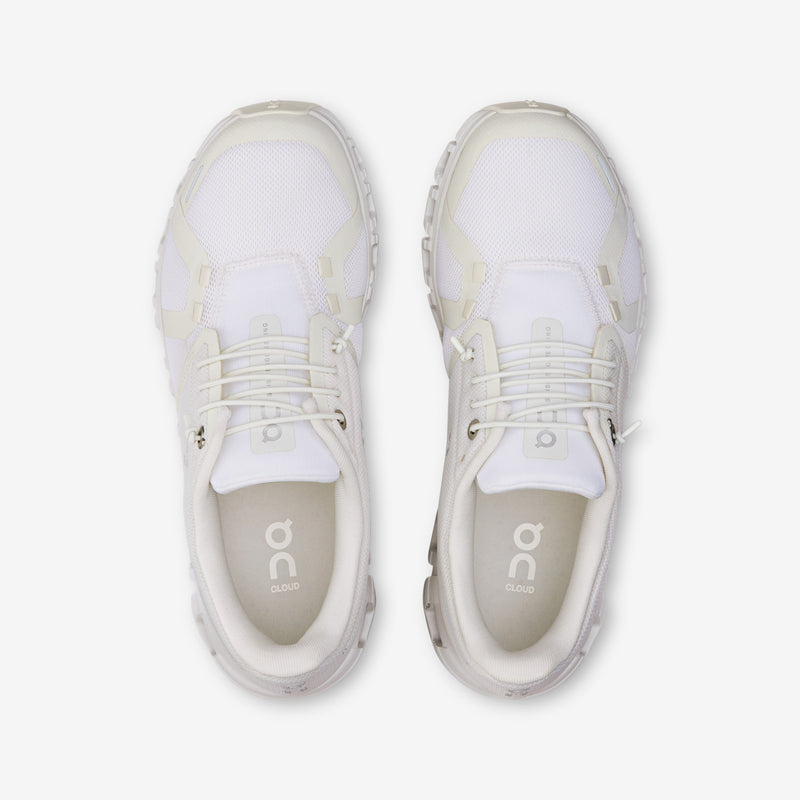 On Cloud 6 Women's Shoes Color: White/White Style: 3WF10061200