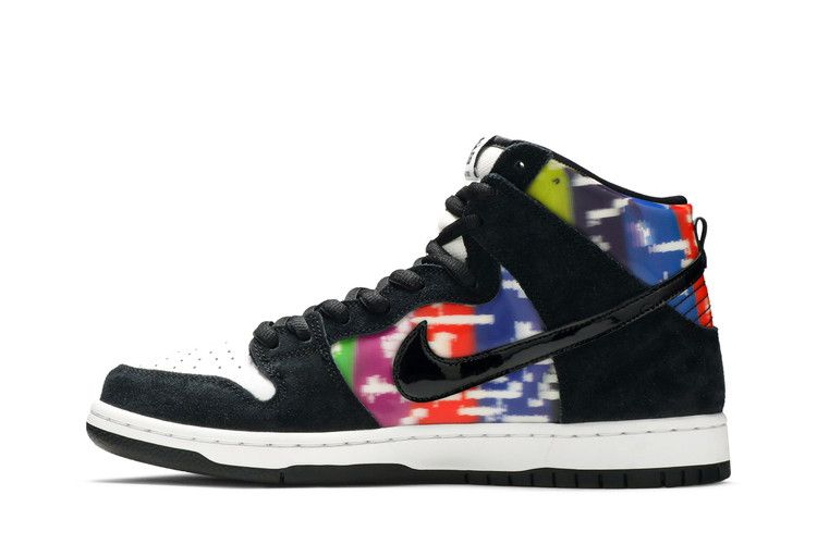 SB Dunk High TV Signal