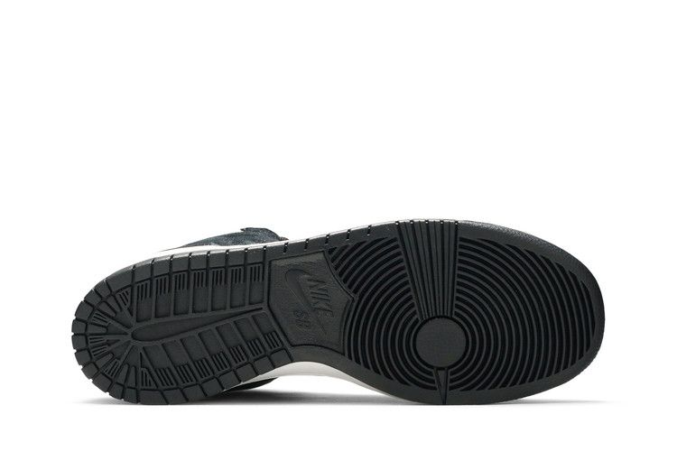 SB Dunk High TV Signal