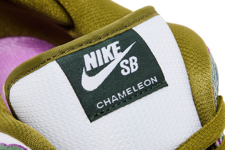 SB Dunk Low Alexis Sablone Chameleon