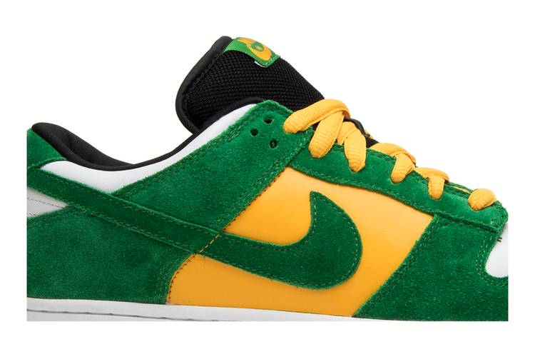 SB Dunk Low Bucks
