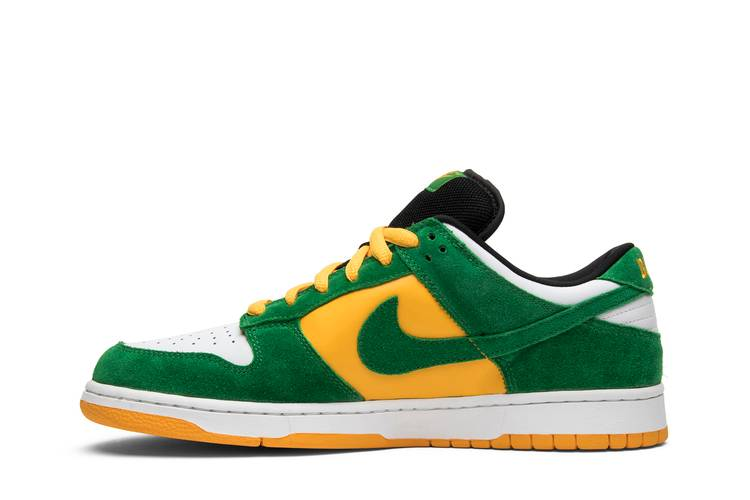 SB Dunk Low Bucks