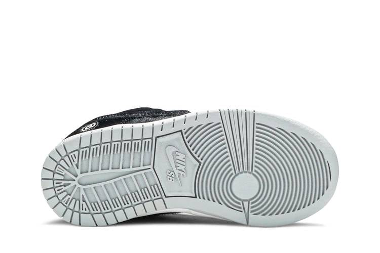 SB Dunk Low Medicom Toy (2020) (PS)