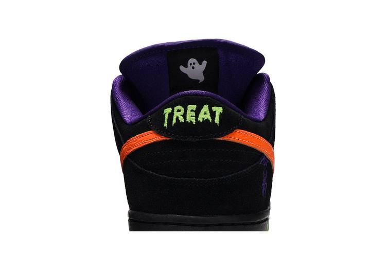 SB Dunk Low Night of Mischief Halloween