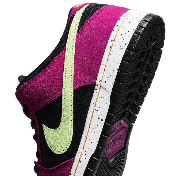 SB Dunk Low Pro ACG Terra Red Plum