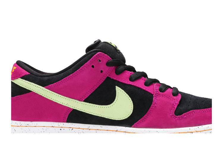 SB Dunk Low Pro ACG Terra Red Plum