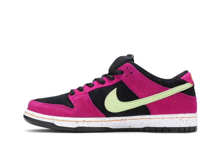 SB Dunk Low Pro ACG Terra Red Plum