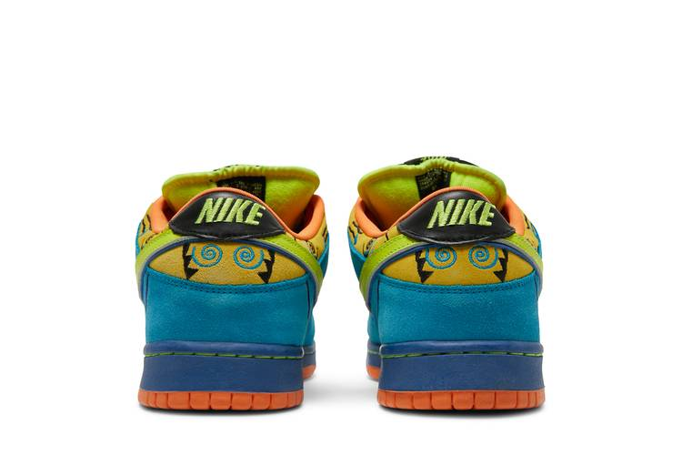 SB Dunk Low Skate or Die