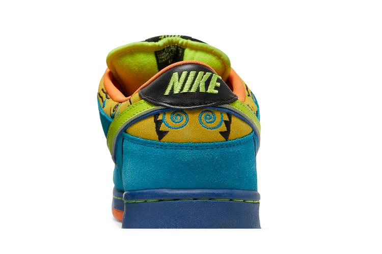 SB Dunk Low Skate or Die