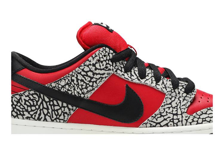 SB Dunk Low Supreme Red Cement (2012)