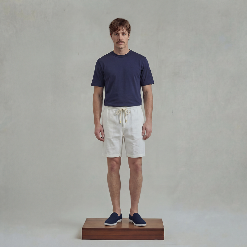 Short en lin avec cordon de serrage
