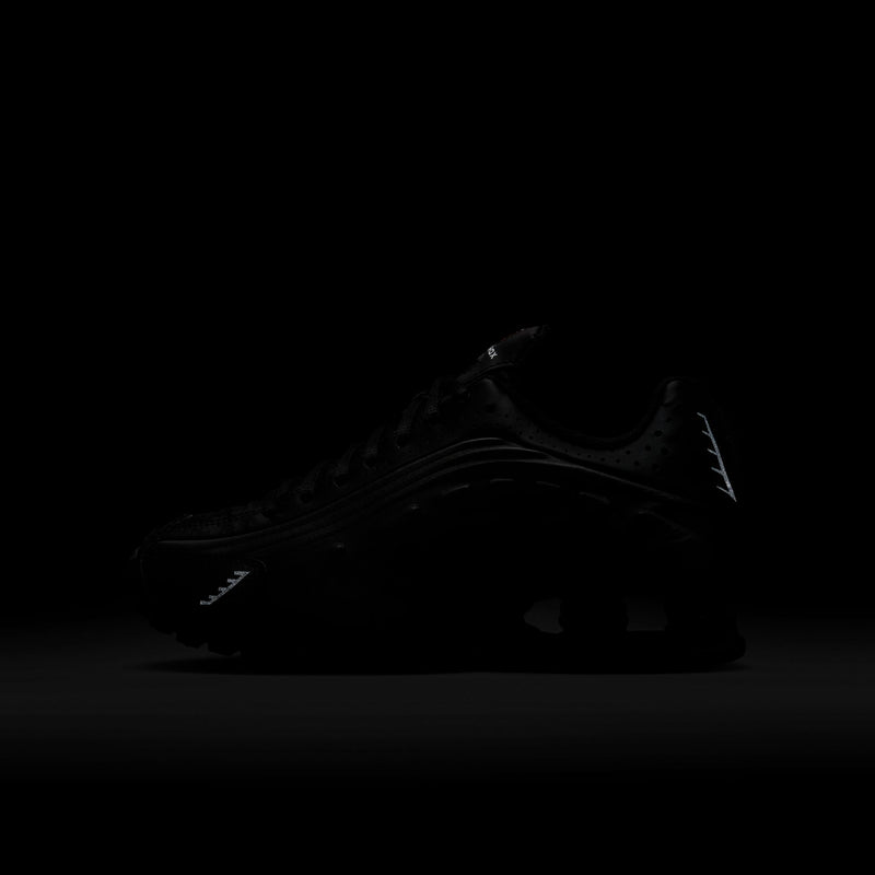 Shox R4 - Non Adult