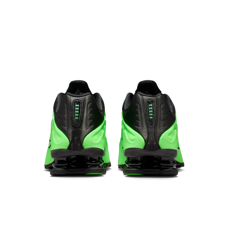Shox R4 - Women's