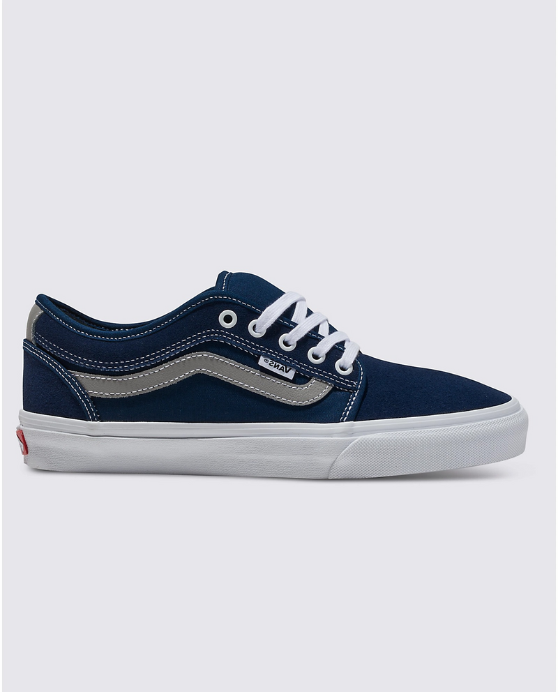 Vans Skate Chukka Low Sidestripe skate shoes in navy blue with gray sidestripe, white laces, and white vulcanized sole, side view.