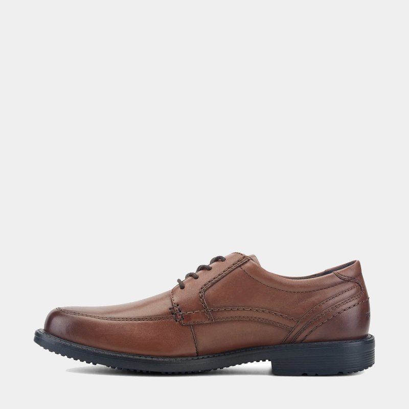Rockport Style Leader 2 Apron Toe shoes in brown leather with apron toe design and lace-up closure, side view.