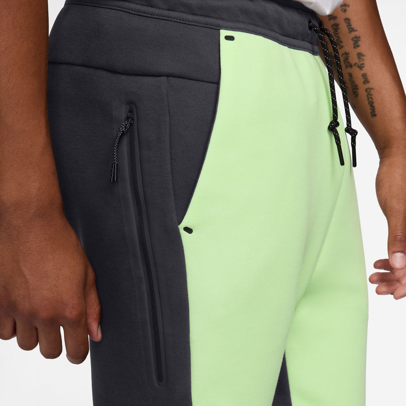 Tech Fleece Joggers - Men's