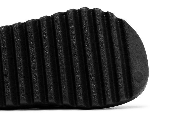 Yeezy Slide Dark Onyx (Kids)