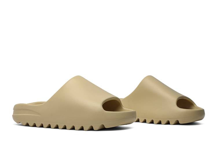Yeezy Slide Desert Sand