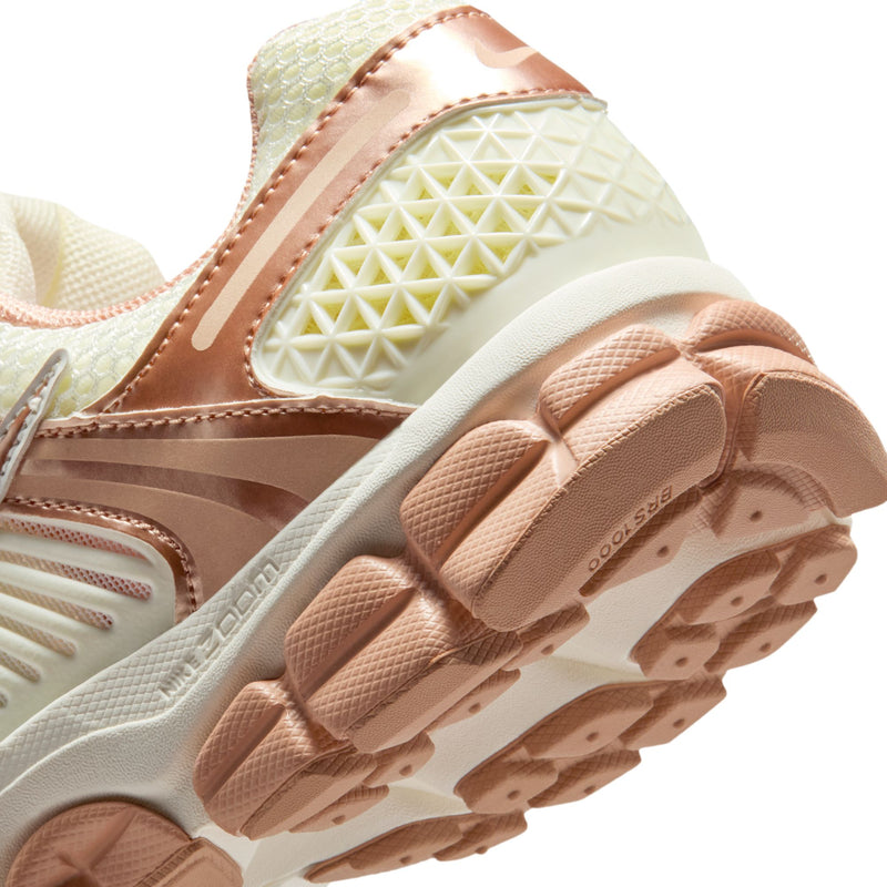 Zoom Vomero 5 - Women's