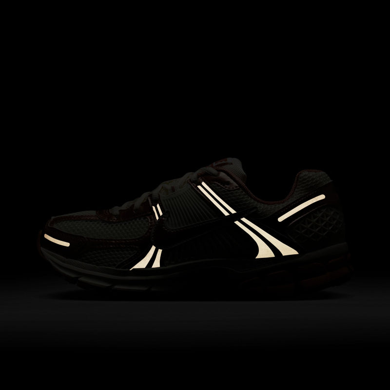 Zoom Vomero 5 - Women's